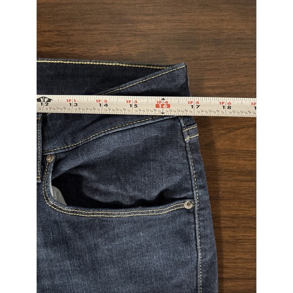 Levi's Jeans Women's Classic Mid Rise Skinny Blue Denim Size 14M Stretch Modern - Picture 9 of 13